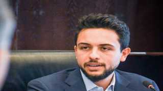 ولي العهد الأردني ينشر صورة...