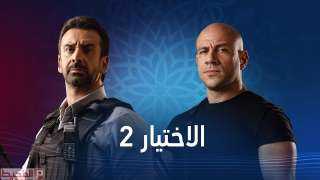 أحمد مكي يجذب الأنظار في...