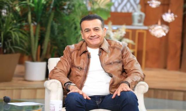 أسامة منير يعلن إصابته بفيروس كورونا للمرة الثالثة