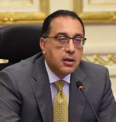 رئيس الوزراء و 11وزيراً يتوجهون...