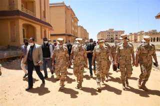 الفريق محمد فريد يلتقي رجال...