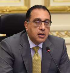 رئيس الوزراء يهنئ الرئيس السيسي...
