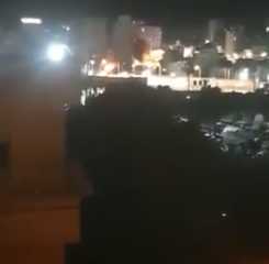 بالفيديو.. تبادل إطلاق نار كثيف...