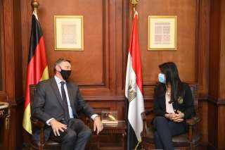 المشاط توقع مع السفير الألماني...