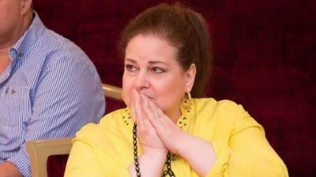 دلال عبد العزيز  