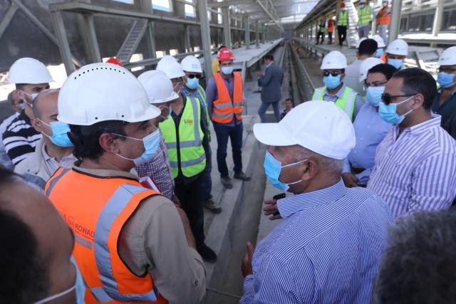 وزير النقل يتفقد مشروع القطار الكهربائي  LRT  السلام/ العاصمة الإدارية الجديدة/ العاشر من رمضان