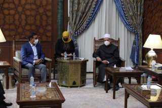 الامام الاكبر يستقبل وفدًا باكستانيّا...