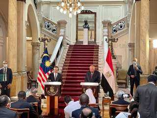 وزير خارجية ماليزيا: نتطلع لتعزيز...
