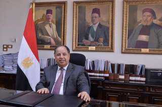وزير المالية: الموانئ الجافة أداة...