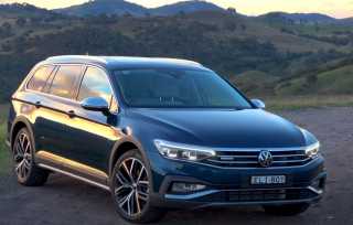 فولكس فاغن تطرح Passat بنسختها...