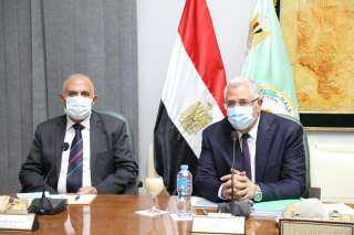 وزير الزراعة يترأس اجتماع مجلس...