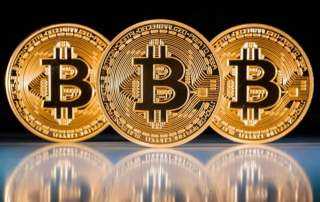 تقرير: بيتكوين لم تتأثر بتصريحات...