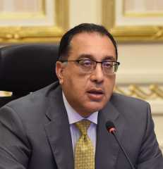 رئيس الوزراء يهنئ الرئيس السيسي...