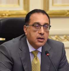رئيس الوزراء يهنئ الرئيس السيسي...