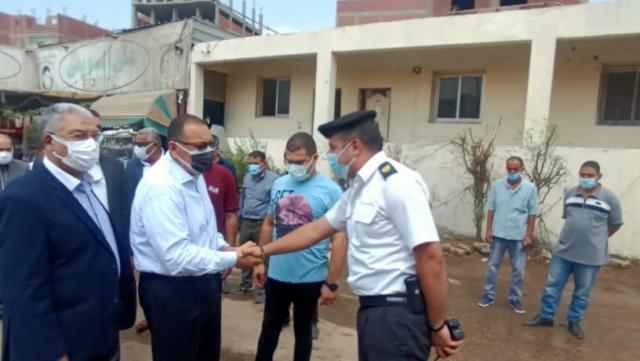 محافظ الشرقيه يُفاجئ موقف الزقازيق العمومي بمنطقه الأحرار بمدينة الزقازيق