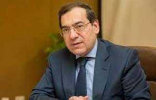طارق الملا يشهد توقيع 4...