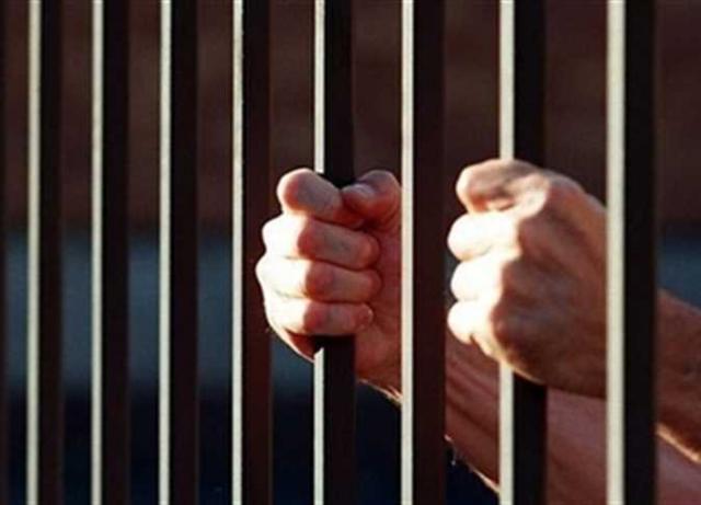 النيابة تأمر بحبس طالب 4 أيام لاتهامه بقتل صديقه بمنشأة ناصر