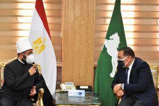 محافظ الشرقية يلتقي مستشار رئيس...