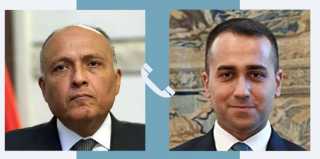 وزير الخارجية يتلقى اتصالاً من...