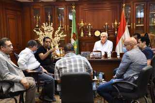 مياه المنيا تناقش خطط انجاز...