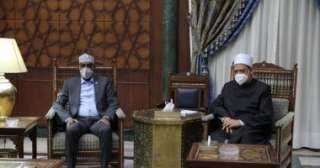 شيخ الأزهر  يستقبل رئيس...