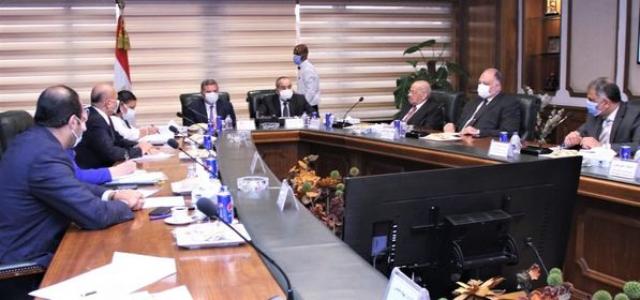 وزيرا قطاع الأعمال والطيران يبحثان الخطوات النهائية لتنفيذ مشروع رأس جميلة بشرم الشيخ