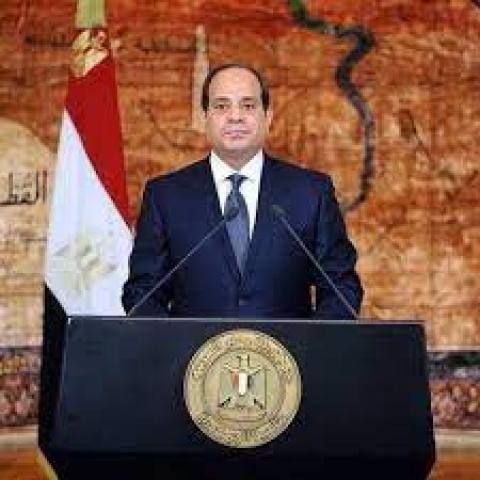 الرئيس السيسي يوجه بالاستمرار فى مشروعات هيئة قناة السويس 