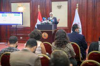 وزيرة الصحة تستعرض الوضع الوبائي...