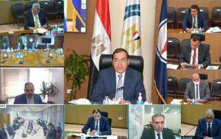 وزارة البترول:اعتماد نتائج أعمال شركتى...