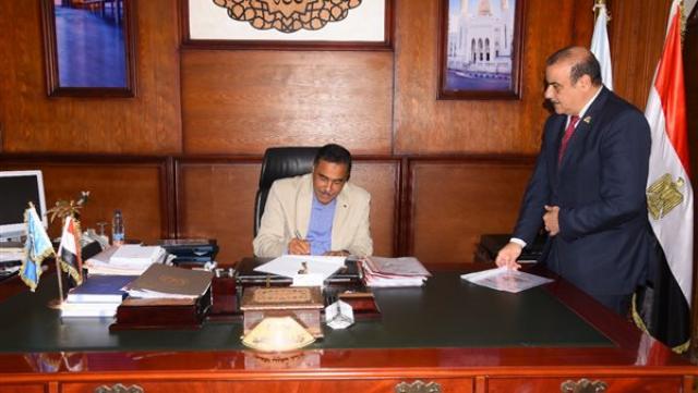 محافظ مطروح يعتمد نتيجة الدور الثاني للشهادة الإعدادية 