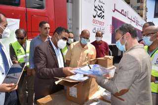 محافظ مطروح :يتفقد قافلة صندوق...