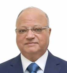 محافظ القاهرة يقررالدفع ب١٥ اتوبيس...