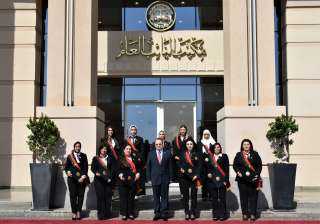 النائب العام يلتقي بعضوات النيابة...