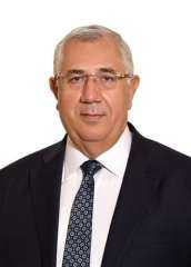 وزير الزراعة يؤكد على تنفيذ...