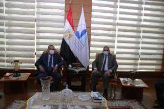 بالصور .. محافظ كفرالشيخ يشارك...