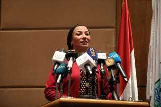 وزيرة البيئة تسلم رئاسة مؤتمر...
