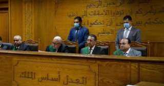 الإعدام لسيدة وعشيقها بتهمة التخلص...