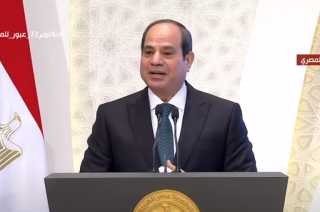 السيسي يقدم التحية لـ”أحمد عمر...