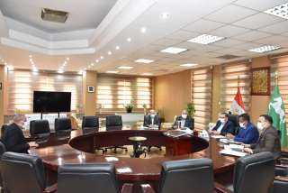 محافظ الشرقية يترأس لجان لإختبار...