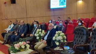 محافظ بورسعيد يناقش مقترح مشروع...