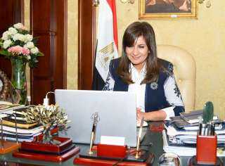 وزيرة الهجرة تلتقي الجالية المصرية...