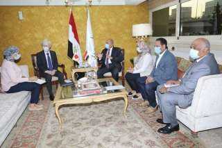 وزير النقل يلتقي السفير الياباني...