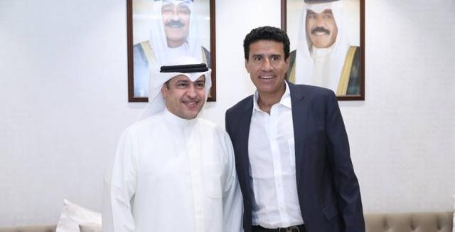 أمير وجيه مع حمود فليطح مدير عام هيئة الرياضة بدولة الكويت