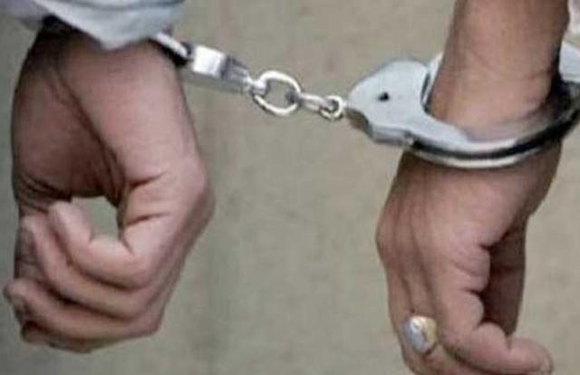 ضبط شخصين لقيامهما بتزوير شهادة دراسية