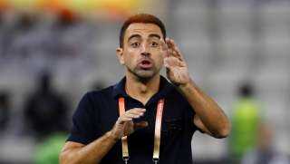 برشلونة يعلن تعيين تشافي مديراً...