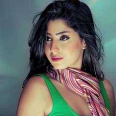 آيتن عامر تنشر صورة طفلة...