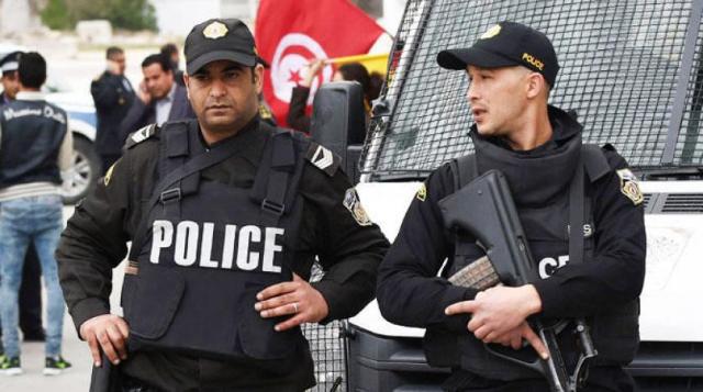 الأمن التونسي يعتقل 4 شباب بتهمة اغتصاب قاصر في حديقة عامة