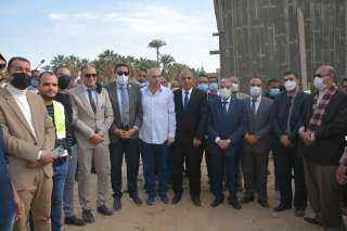 محافظ المنيا يتفقد عددا من...