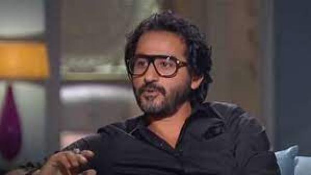 أحمد حلمي يهنئ محمد ممدوح بعد فوزه بجائزة أفضل ممثل