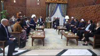 شيخ الأزهر لوفد البرلمان الأوروبي:...